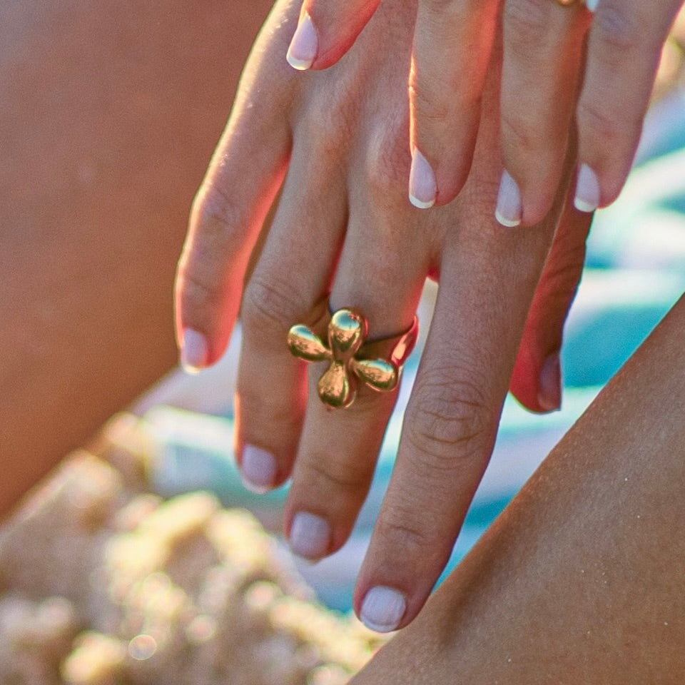 Bague Flora plaqué or 18K